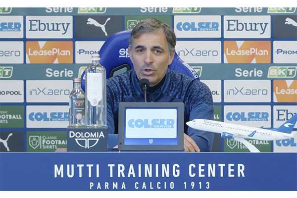 Calcio Serie B. Mister Pecchia in modo combattivo: Parma pronto per il duello con Cosenza. Video integrale