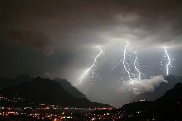 Previsioni meteo: Allerta meteo: nuova perturbazione in arrivo sull'Italia. I dettagli