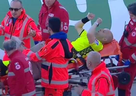 Infortunio choc durante Cosenza vs Catanzaro: il guardalinee Cipressa si rompe entrambe le ginocchia