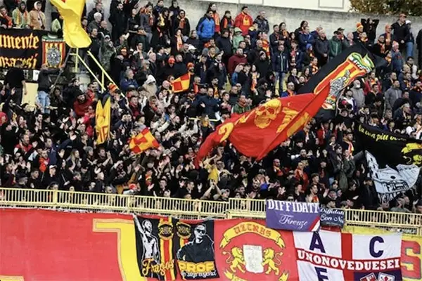 Calcio. Nessuna restrizione per la partita di sabato tra Catanzaro e Reggiana