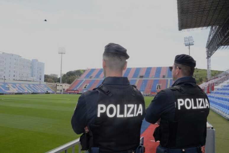 Calcio, daspo: confronti e caos dopo Crotone-Messina 14 ultras banditi dagli stadi