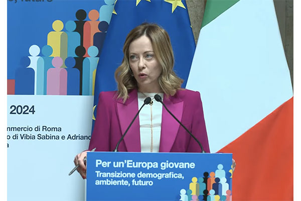 Premier Meloni in diretta: l'appello per invertire la denatalità e assicurare il futuro dell'Europa. (Video)