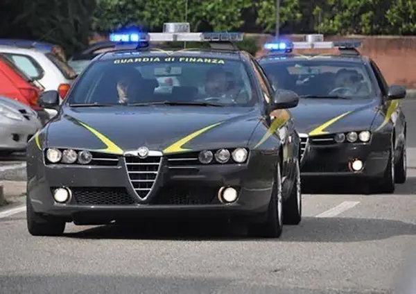 Operazione "Cleantech": Guardia di Finanza smantella rete di corruzione e sfruttamento