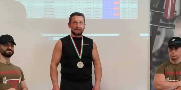 Pesista di Soveria Mannelli, Francesco Posella batte record italiano sollevando 225 kg