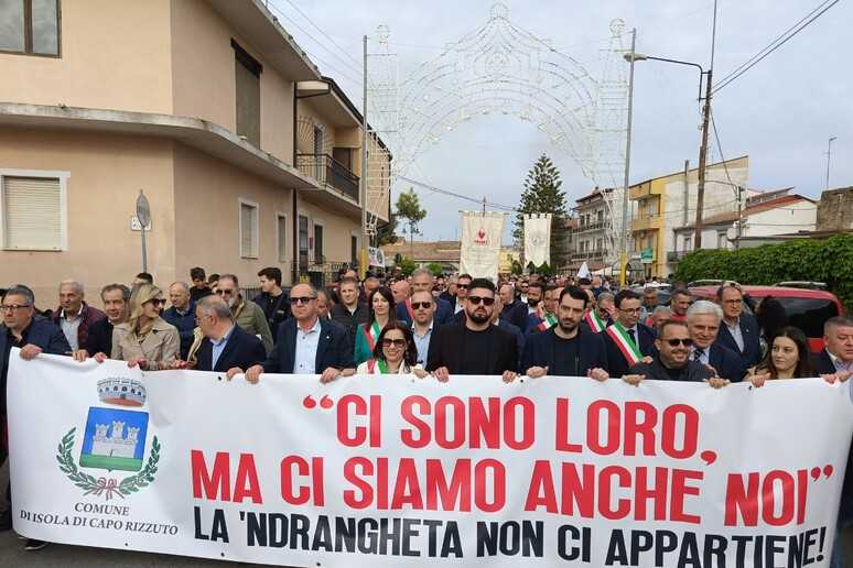 4000 in Marcia a Isola Capo Rizzuto per Condannare la 'Ndrangheta