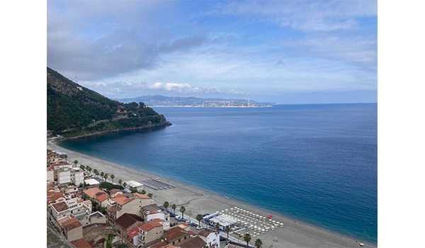 Il futuro sul mare della Calabria: le Isole Artificiali Green nella zona e comica esclusiva italiana