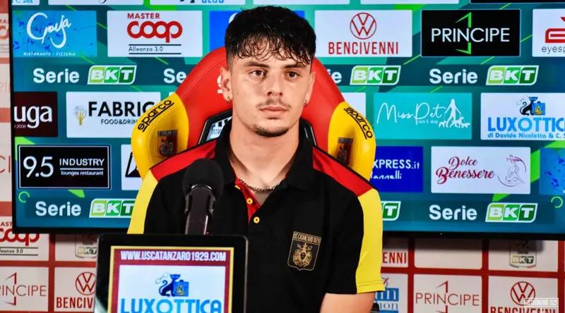 Calcio.  Infortunio per Giuseppe Ambrosino: ecco il responso medico dall'US Catanzaro
