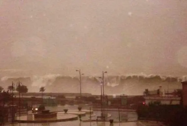 Devastante mareggiata colpisce la costa di Catanzaro il 14 gennaio 2009