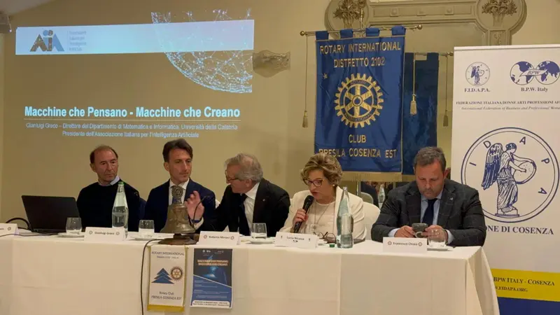 Grande successo per il convegno “Macchine che pensano, macchine che creano”