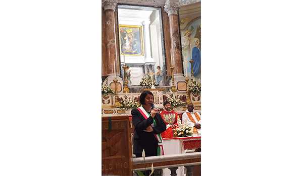 Accoglienza e celebrazione con la Sindaca Laura Moschella: La Festa della Madonna di Porto a Gimigliano (CZ)