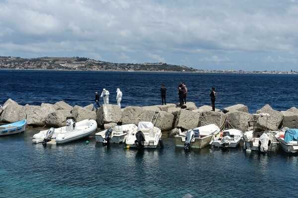 Reggio Calabria: macabro ritrovamento, neonata morta tra gli scogli