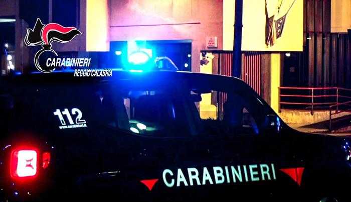 Calabria: operazione contro la 'ndrangheta, 12 arresti dei carabinieri
