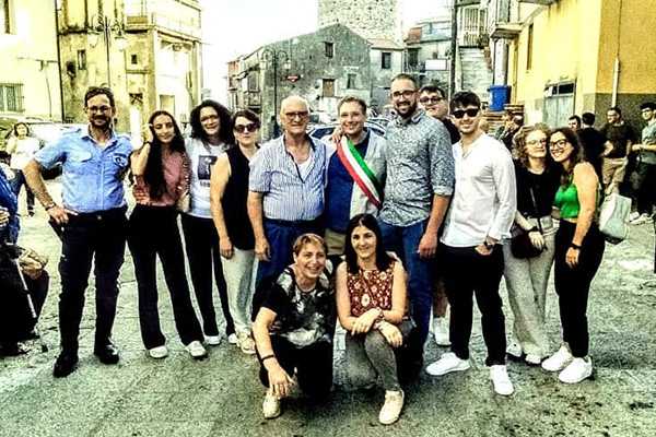 Domenico Gallelli Riconfermato Sindaco di Zagarise "GRAZIE ZAGARISE" (Video