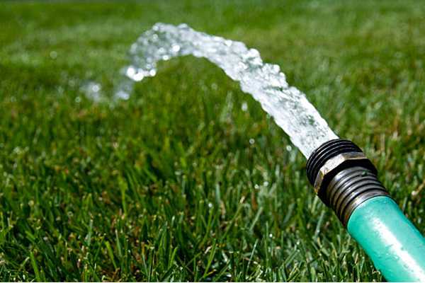 Catanzaro. Ordinanza del sindaco che limita l’uso dell’acqua per scopo potabile in alcune zone e quartieri. i dettagli