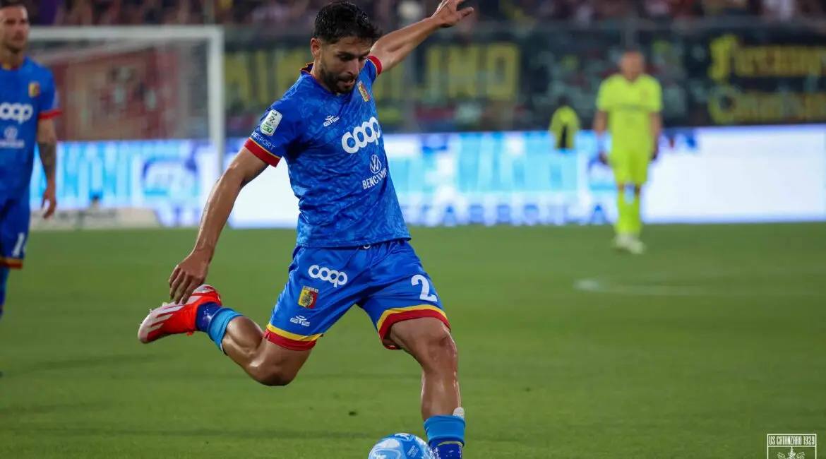 Catanzaro calcio, il saluto di Sounas