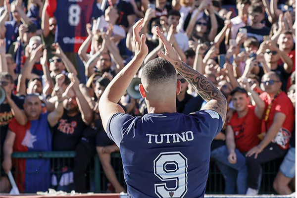 Il Saluto di Gennaro Tutino ai tifosi del Cosenza calcio sui social