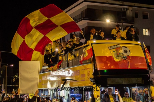 “Notte Giallorossa” a Botricello: la serata dedicata al tifo del Catanzaro