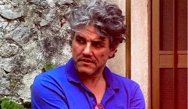 Lo scrittore Giankarim De Caro ospite del salotto letterario “A Casa di Anna” a Campofelice di Roccella (Pa).