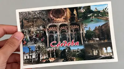 La cartolina dal passato: spedita dalla Spagna nel 2008, arriva a Como dopo 18 anni