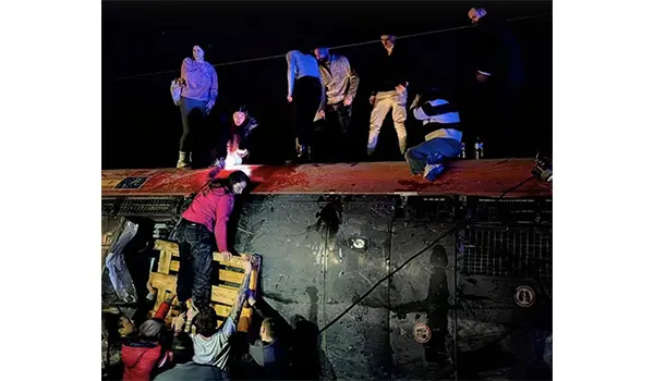 Notte di terrore in Andalusia: scontro tra due treni, decine di morti e feriti