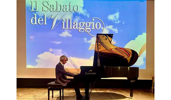 Emilio Aversano emoziona il pubblico del «Sabato del Villaggio» 