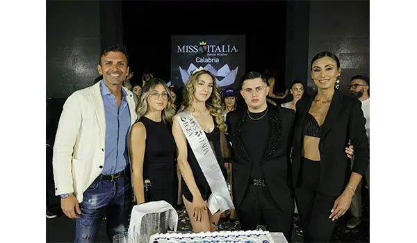 Miss Italia Calabria ha incoronato Miss Egea 2025