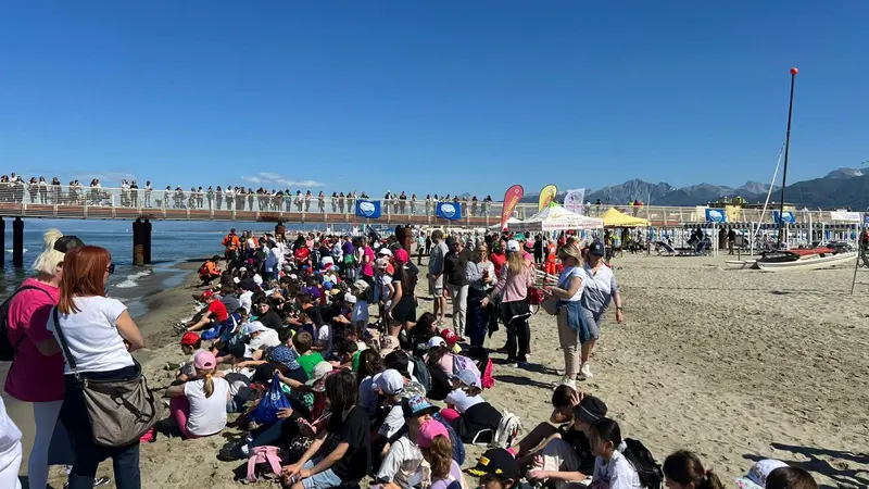 Papà ti salvo io: giornata di divertimento e sicurezza sulla spiaggia in Versilia