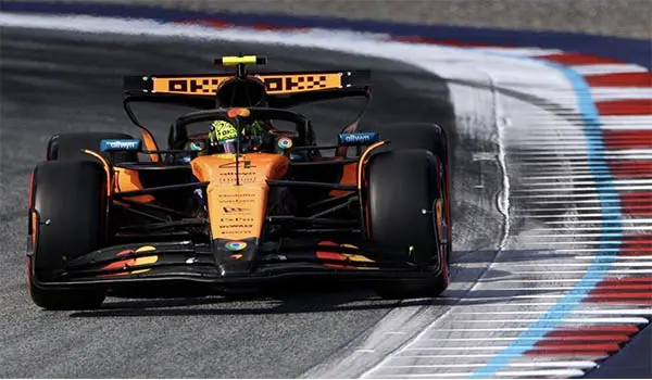 Formula 1, GP d’Austria: trionfo McLaren con Norris e Piastri. Leclerc salva l’onore Ferrari, Hamilton chiude quarto
