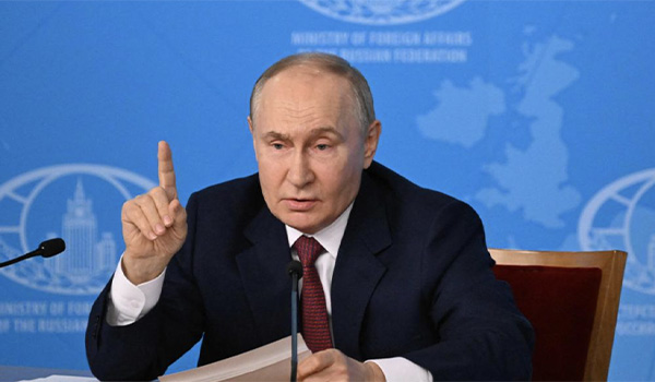 Guerra in Ucraina, no tregua a Natale: Mosca chiude su Donbass e Nato