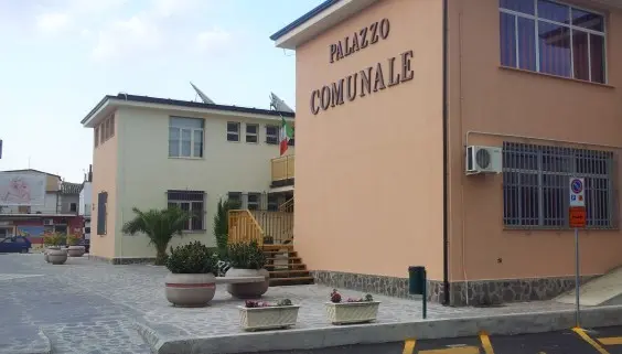 Botricello, la Giunta avvia l’iter per la “rottamazione” dei tributi