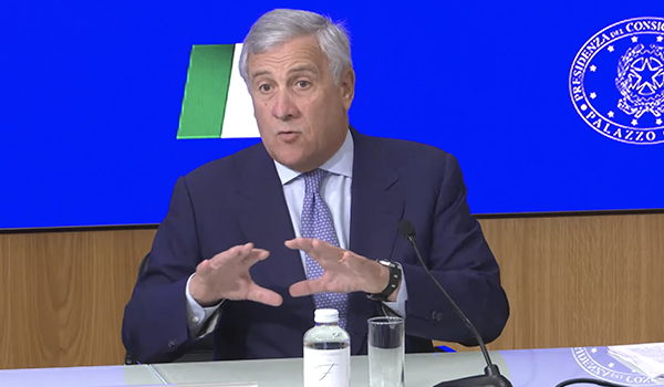 Decreto immigrazione 2024: nuove regole per flussi e sicurezza (Video)