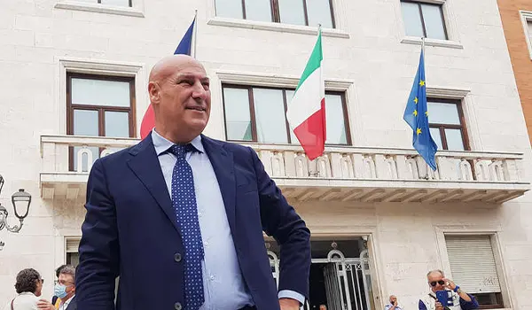 Crotone, sindaco, vicesindaco e assessori: Comune e cittadini a confronto sul centro storico