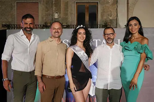 Miss Italia Calabria ha incoronato Seconda Stella – Bruno Group città di Terranova da Sibari