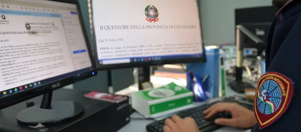 Catanzaro: Polizia di Stato interviene contro violenze domestiche con misure di Sorveglianza Speciale