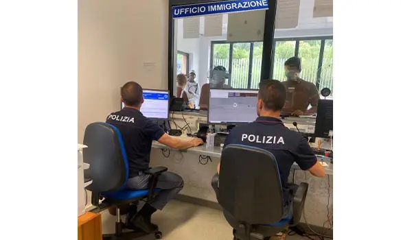 Catanzaro, contrasto all’immigrazione irregolare: cittadino straniero trattenuto al CPR di Potenza