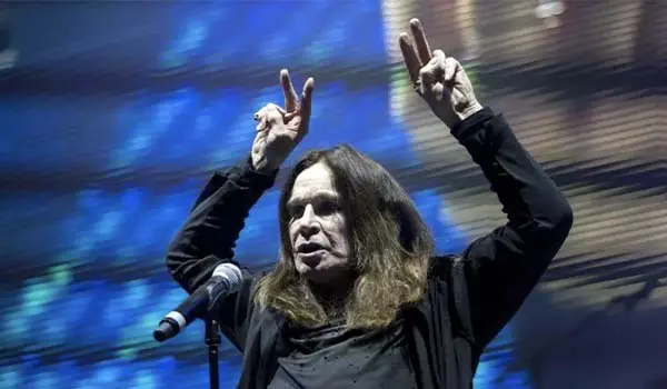 Addio a Ozzy Osbourne, icona dell’heavy metal