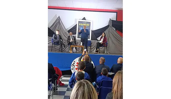 "Da che parte stai?” Scintille di legalità con Pietro Grasso al I istituto comprensivo “Edmondo De Amicis” di Floridia   