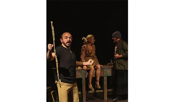 AMA Calabria, appuntamento a teatro con “Spine” a Catanzaro e Lamezia Terme