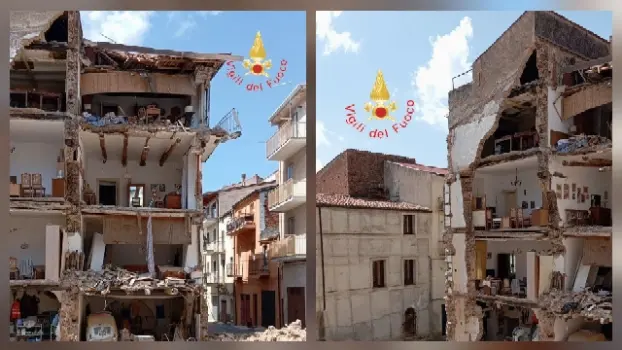 Crolla la facciata di un edificio a Lamezia Terme: Vigili del Fuoco in azione, nessun ferito. Video