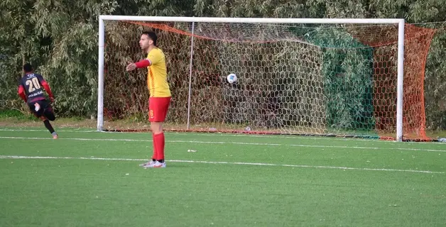 Ardore: vittoria pesante dell’Ardore al “Vescovado” (3-0). Continua la scalata nel Girone B di Promozione.