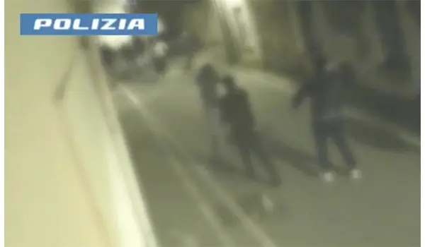 Oristano, violenta rissa nel centro storico: 18 giovani denunciati dopo un’ora di caos