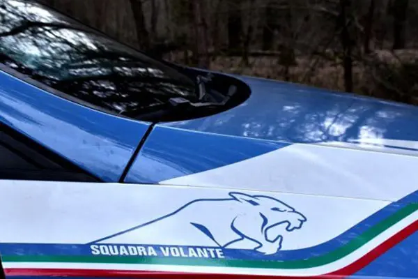 Lite tra coniugi durante il Carnevale a Isernia: tensione in un centro commerciale, interviene la Polizia