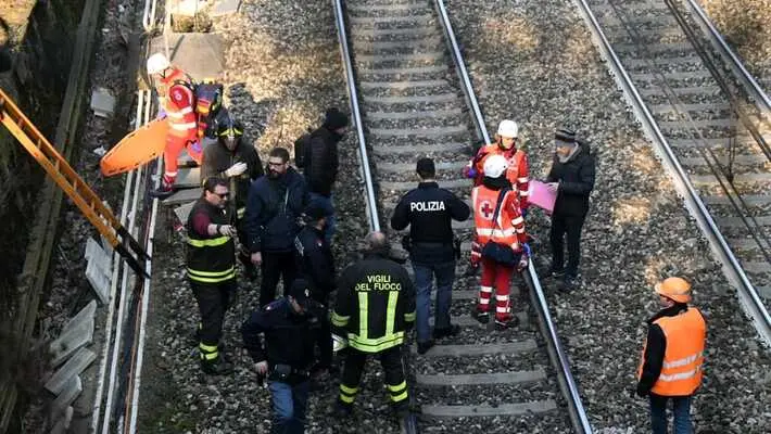 Tragedia sui binari: uomo travolto e ucciso da un treno