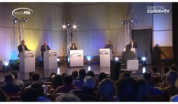 Elezioni amministrative Cutro 2026, confronto su Esperia TV: cinque candidati e la novità della possibile prima sindaca donna
