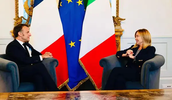 Meloni e Macron, tre ore di faccia a faccia