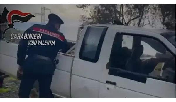 Vibo Valentia, spari contro il figlio dell’assessore: arrestati due giovani per tentato omicidio
