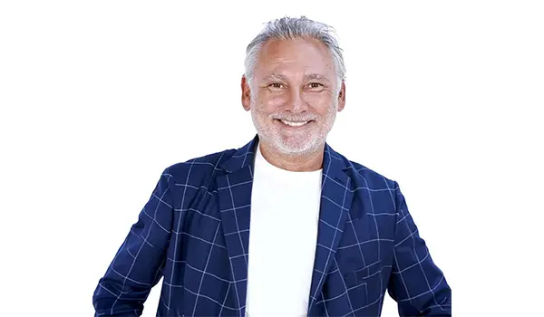 Al Teatro Politeama di Catanzaro Pierino e il lupo e le fiabe più amate rilette da Francesco Paolantoni tra musica e comicità