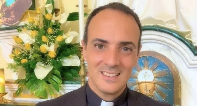 Don Francesco Cristofaro denuncia: “Usano il mio nome per raggirare le persone. Fate attenzione!”