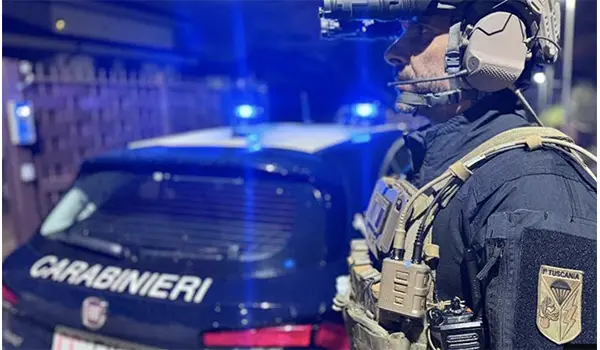 Maxi blitz antimafia a Roma: 14 arresti legati al clan Senese