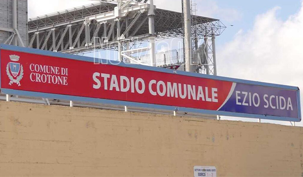 FC Crotone, amministrazione giudiziaria per un anno